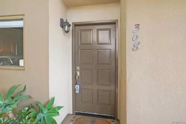 7509 Draper Ave #308, La Jolla, CA 92037