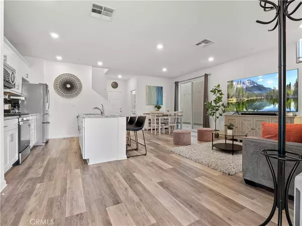 17117 Provo LN, Canyon Country, CA 91387