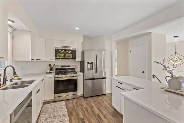 3445 Sumter AVE S, Saint Louis Park, MN 55426