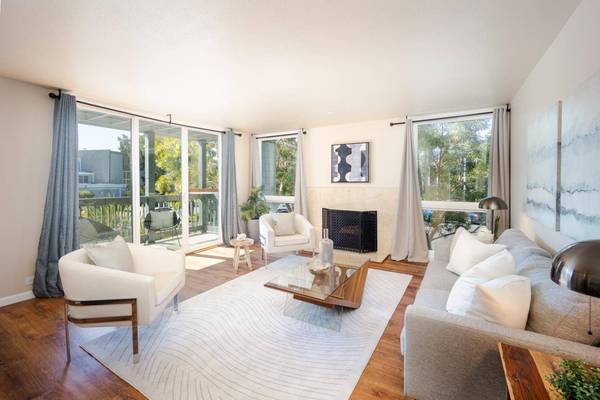 615 Port DR 107, San Mateo, CA 94404