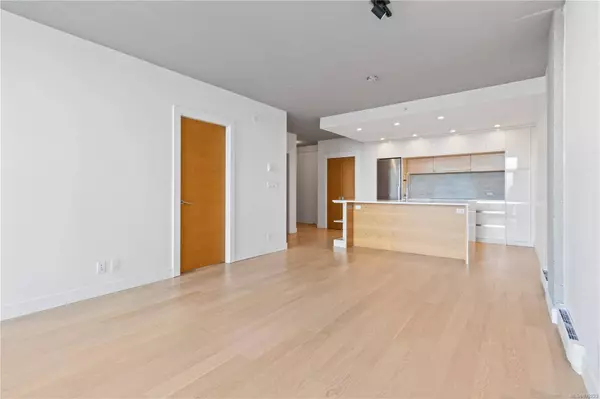 989 Johnson St #1101, Victoria, BC V8V 0E3