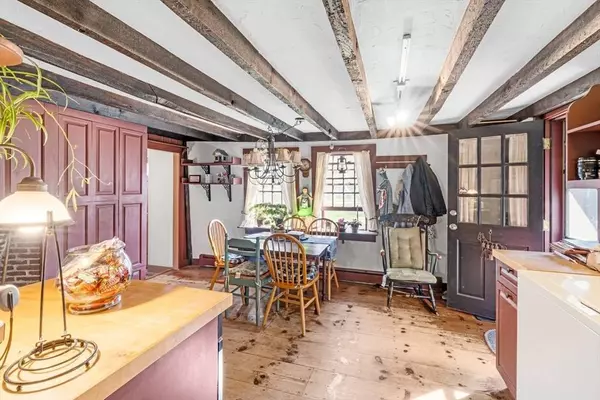 1 Summer St, Rehoboth, MA 02769