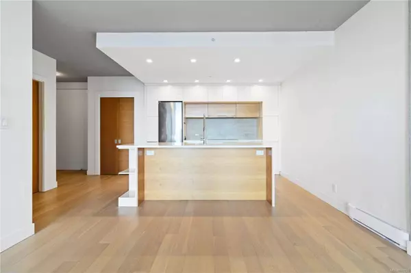 989 Johnson St #1101, Victoria, BC V8V 0E3