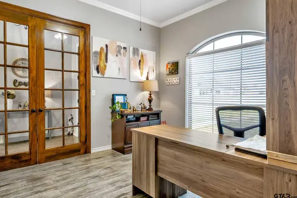 14662 Garden Valley Drive, Lindale, TX 75771