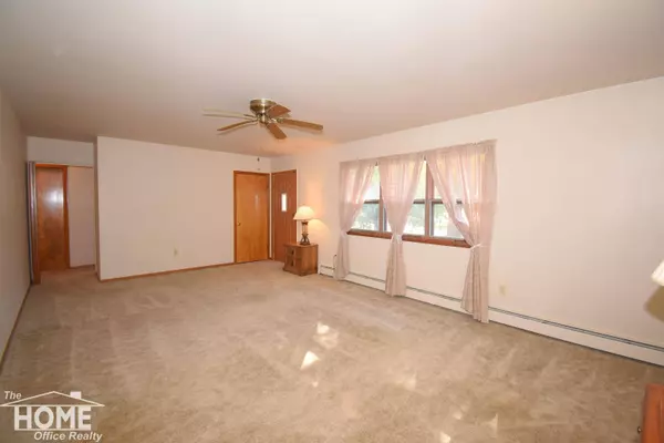 211 E Washington Street, Durand, MI 48476