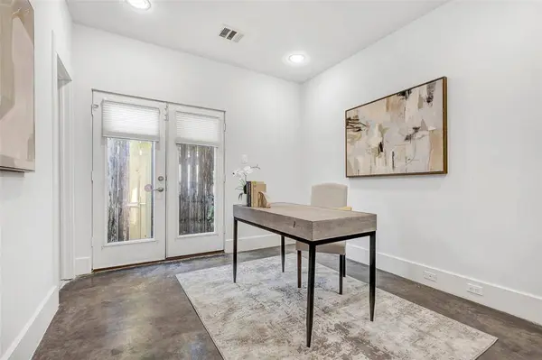 941 W 21st ST #B, Houston, TX 77008