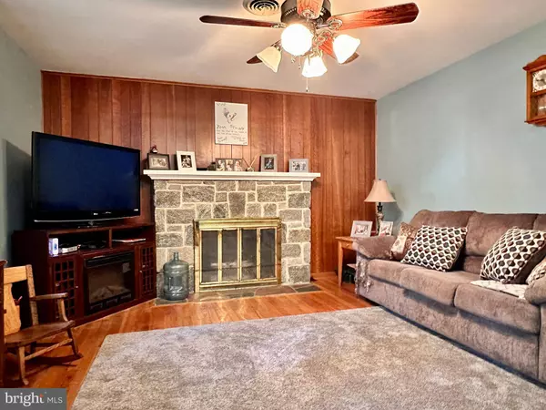 2405 SHELBURN RD, Millville, NJ 08332