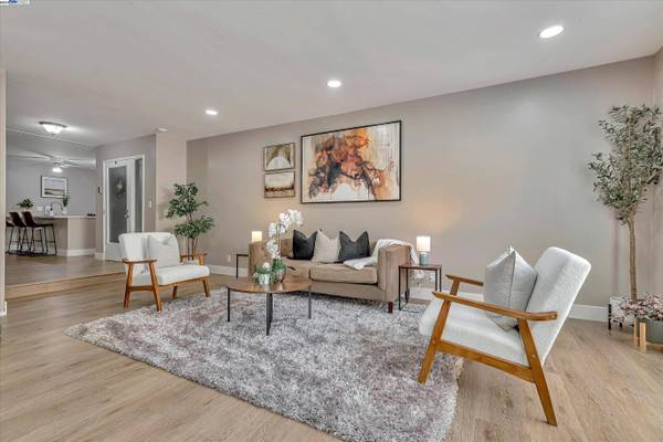 39139 Argonaut Way #111, Fremont, CA 94538