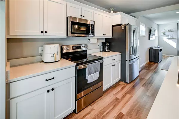 5955 Rosewood Drive, Mcfarland, WI 53558