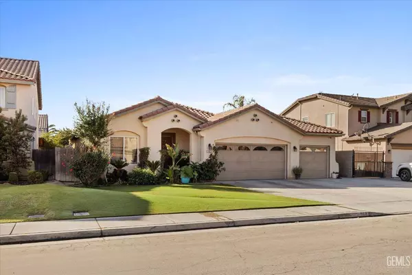 5523 Viewcrest Drive, Bakersfield, CA 93313