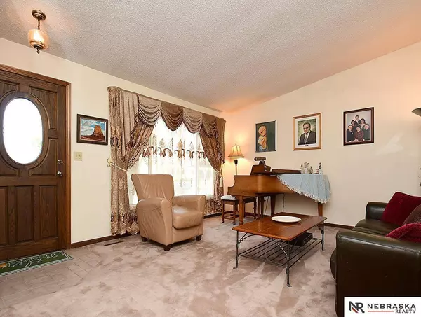 3116 Stephanos Drive, Lincoln, NE 68516