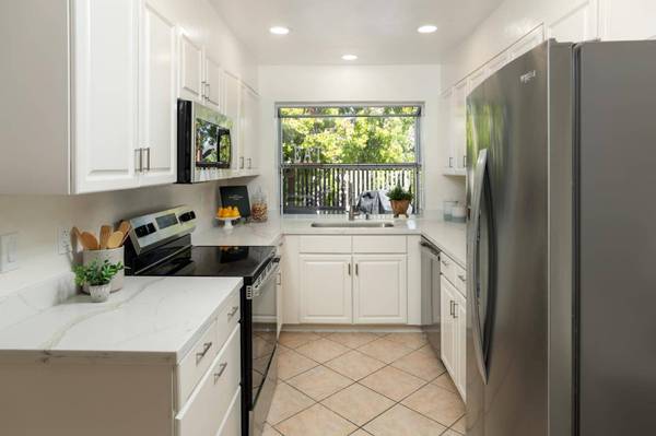 10176 Camberley LN, Cupertino, CA 95014