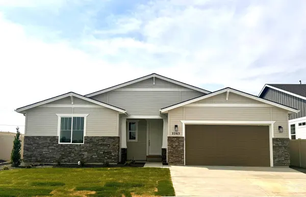 2265 N Black Fire Ave, Star, ID 83669