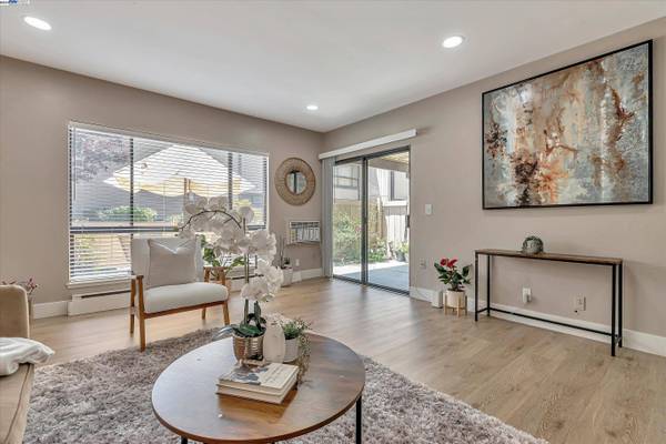 39139 Argonaut Way #111, Fremont, CA 94538