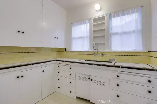 3727 Gundry AVE, Long Beach, CA 90807