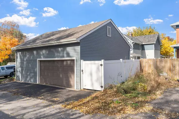 218 Page ST E, Saint Paul, MN 55107