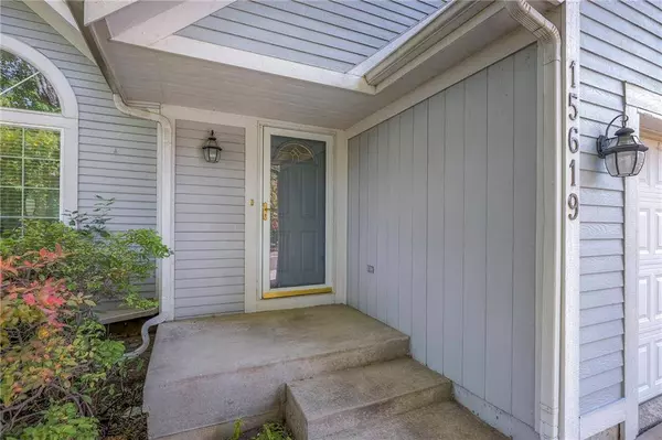 15619 Riley ST, Overland Park, KS 66223