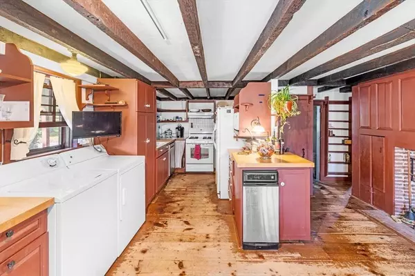 1 Summer St, Rehoboth, MA 02769