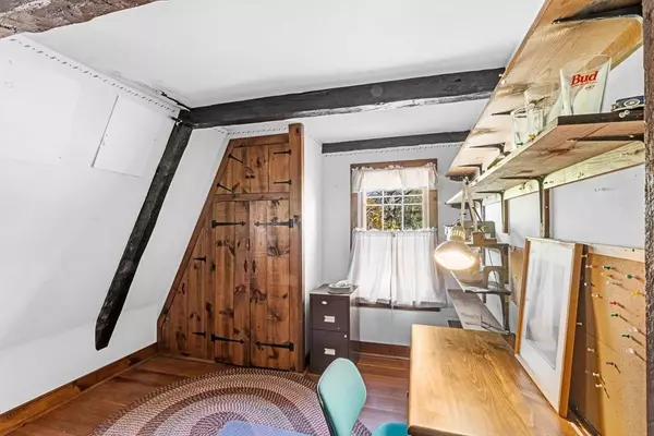 1 Summer St, Rehoboth, MA 02769