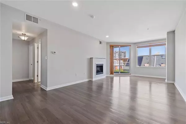 249 W Freemason ST #400, Norfolk, VA 23510