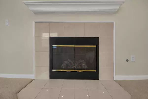 8091 Farm Crossing Circle, Powell, OH 43065