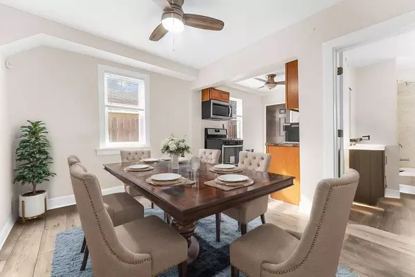 1430 S 21st AVE, Maywood, IL 60153