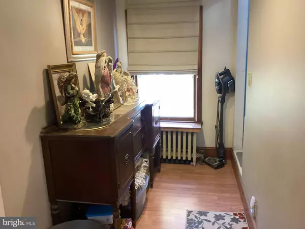 225 VAN KIRK ST, Beverly, NJ 08010