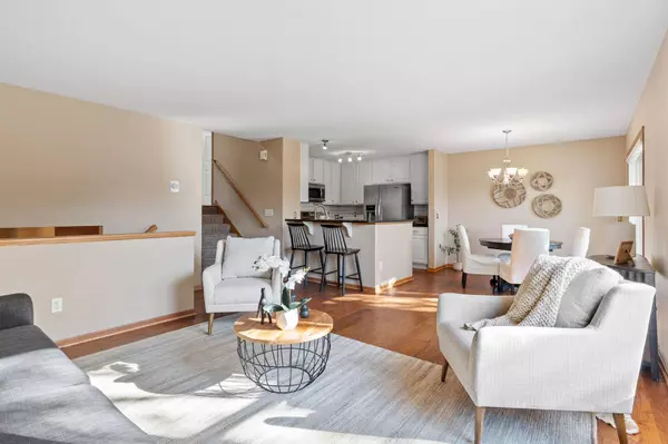 2849 Century TRL, Chanhassen, MN 55317