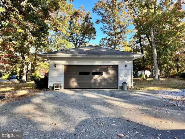 2405 SHELBURN RD, Millville, NJ 08332