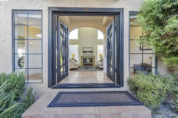 5611 Troon Ct, Discovery Bay, CA 94505