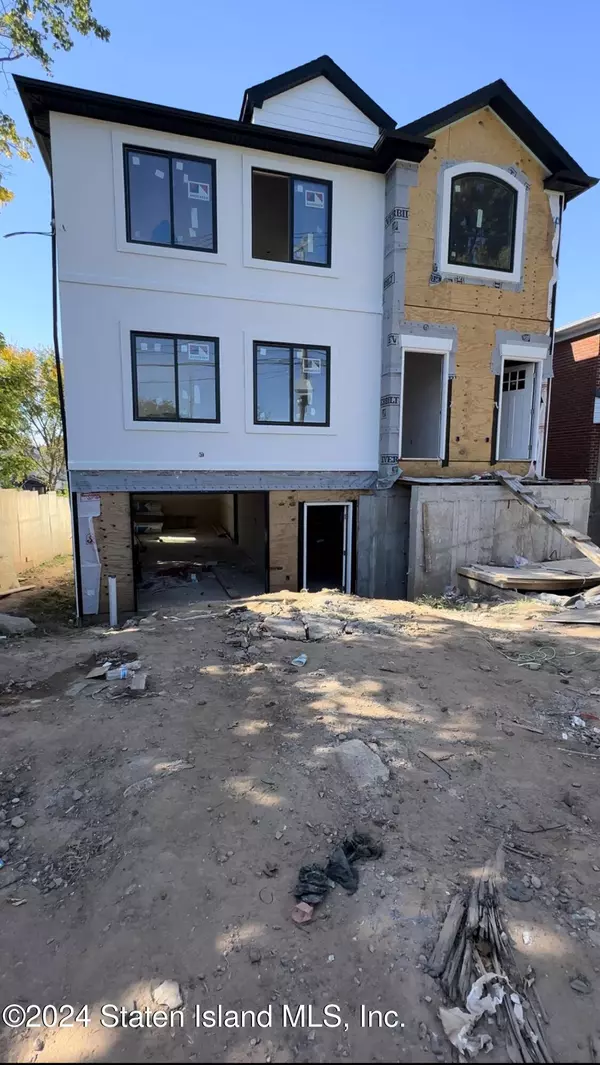 340 Manor RD, Staten Island, NY 10314