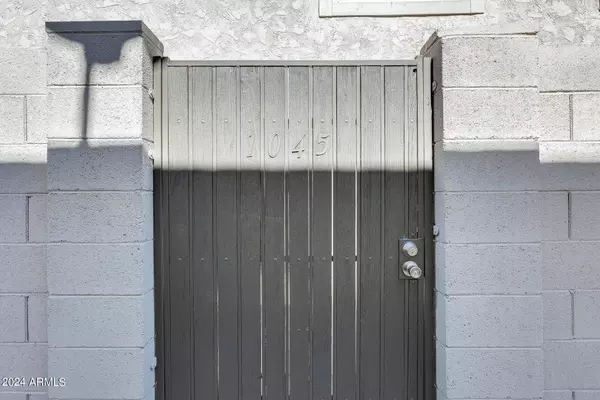 1045 N GRANITE REEF Road, Scottsdale, AZ 85257