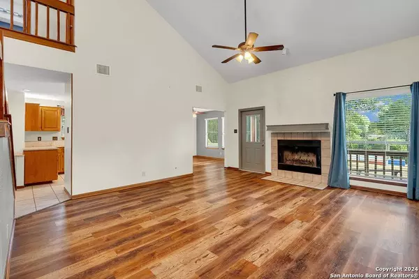 13802 Forum Road, Universal City, TX 78148-2600