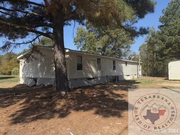 121 Little River 248, Ogden, AR 71853