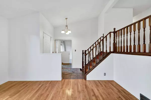 120 Big Springs HL SE, Airdrie, AB T4A 1K4