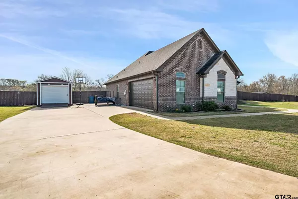14662 Garden Valley Drive, Lindale, TX 75771
