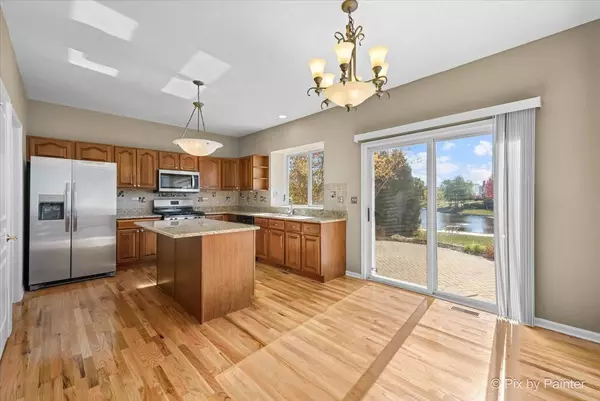 1 Gillingham CT, Algonquin, IL 60102