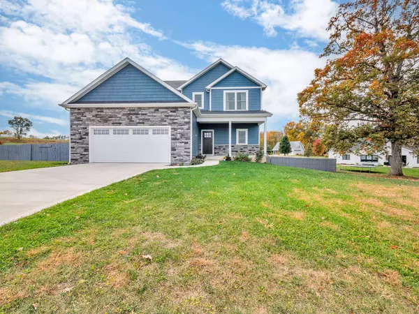 7177 W Clifton St, Warsaw, IN 46582-8301