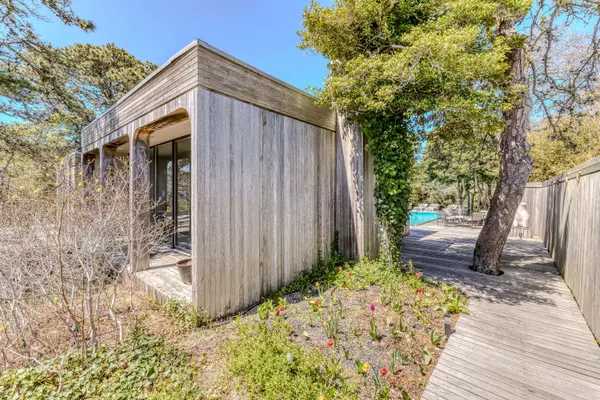 632 Fire Island Blvd, Sayville, NY 11782