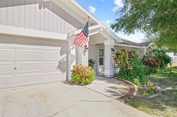 1300 CEDAR CT, Tarpon Springs, FL 34689