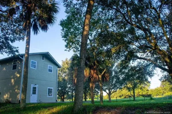 11809 SW Fox Brown RD, Indiantown, FL 34956