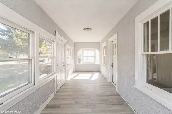 3904 Beaver Avenue, Des Moines, IA 50310