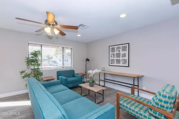 7544 E MCKINLEY Street, Scottsdale, AZ 85257