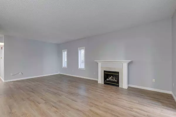 44 6A ST NE #103, Calgary, AB T2E 4A3