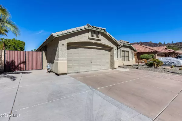 3116 W VISTA BONITA Drive, Phoenix, AZ 85027