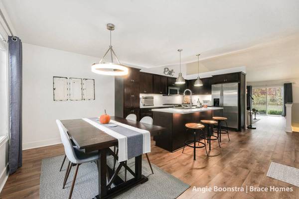 4232 Sand Valley NE Drive, Rockford, MI 49341