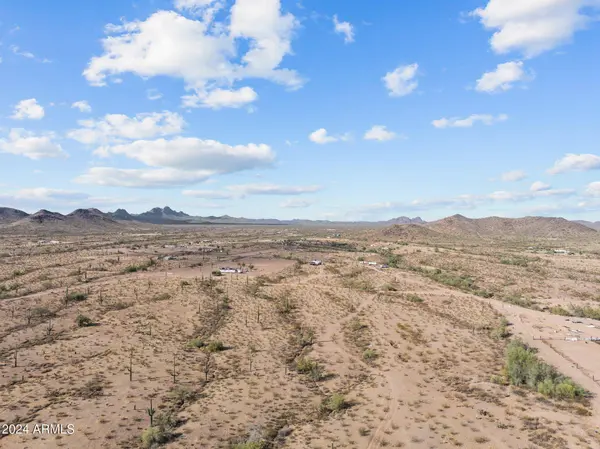 0 whispering ranch -- #235, Wittmann, AZ 85361