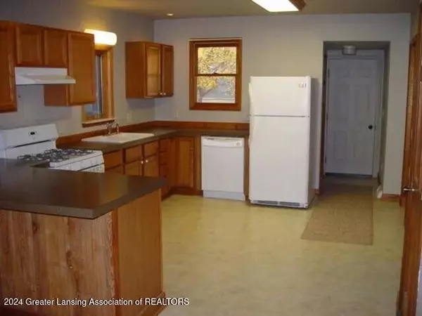 170 Walcott Avenue, Jackson, MI 49203, Jackson, MI 49203