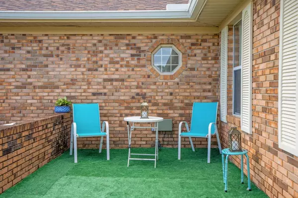 2690 PROVIDENCE BLVD, Deltona, FL 32725