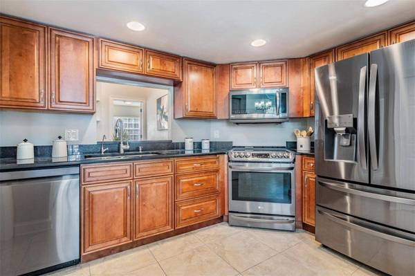 1976 GEORGIA CIR N, Clearwater, FL 33760